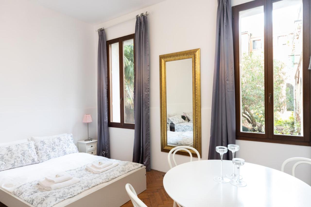 Ferienwohnung Dimora De Le Romite Venedig Exterior foto