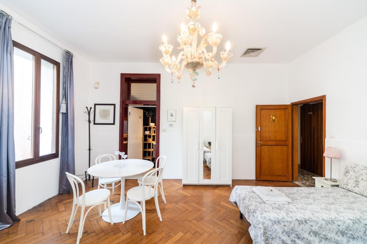 Ferienwohnung Dimora De Le Romite Venedig Exterior foto